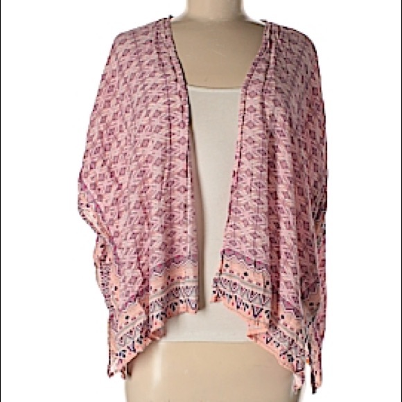 Bethany Mota Pink Short Sleeve Boho Kimono - Picture 2 of 3